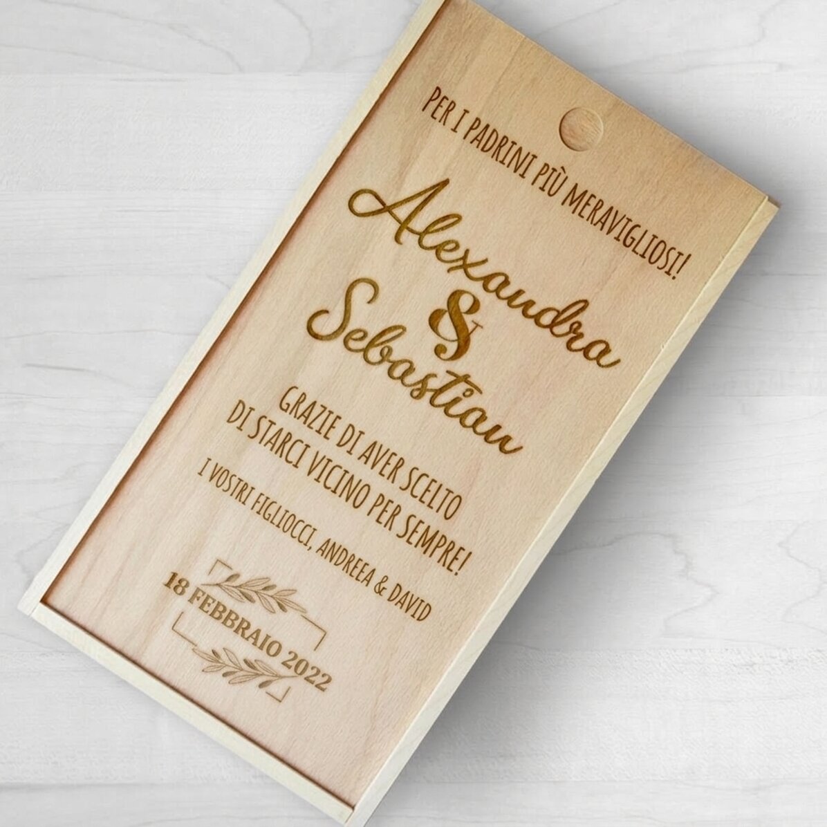 Scatola regalo personalizzata in legno con data e messaggio - Per i padrini più fantastici!