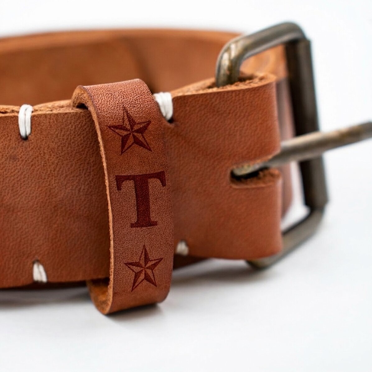 Cinturino in pelle personalizzato con iniziale - Stars