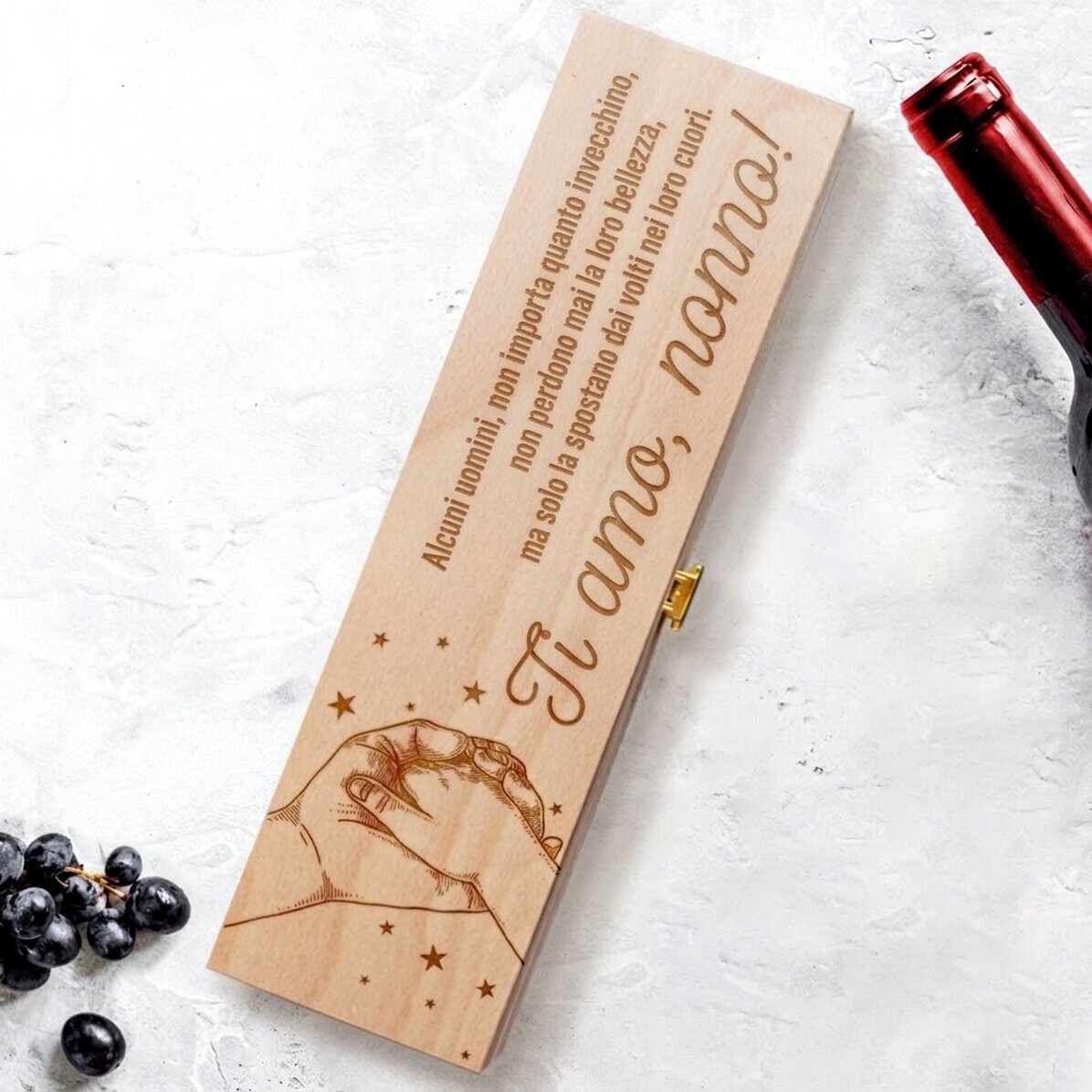Scatola di vino personalizzata con un messaggio per il nonno - Ti voglio bene!