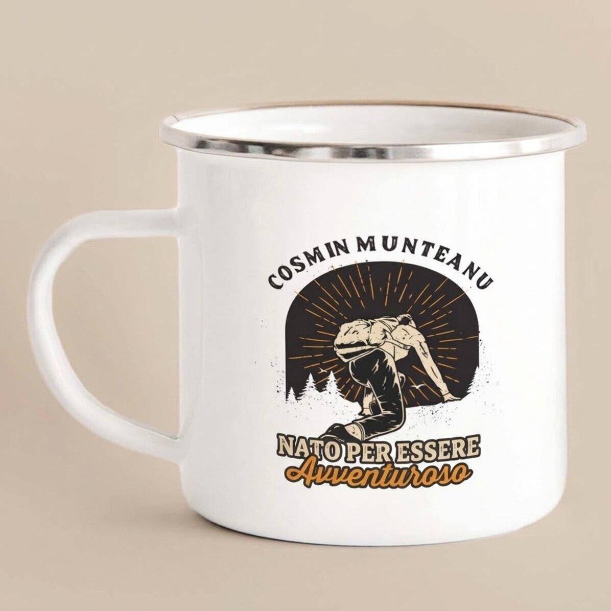 Tazza in metallo smaltato con dedica per i pescatori - Born to be adventurous