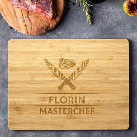 Personalised chopping board with text - Knives