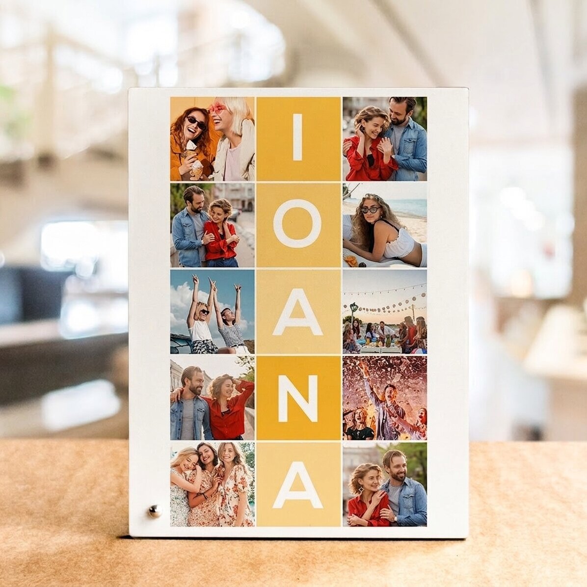 Cornice da scrivania personalizzata con 10 foto e un nome di 5 lettere in verticale