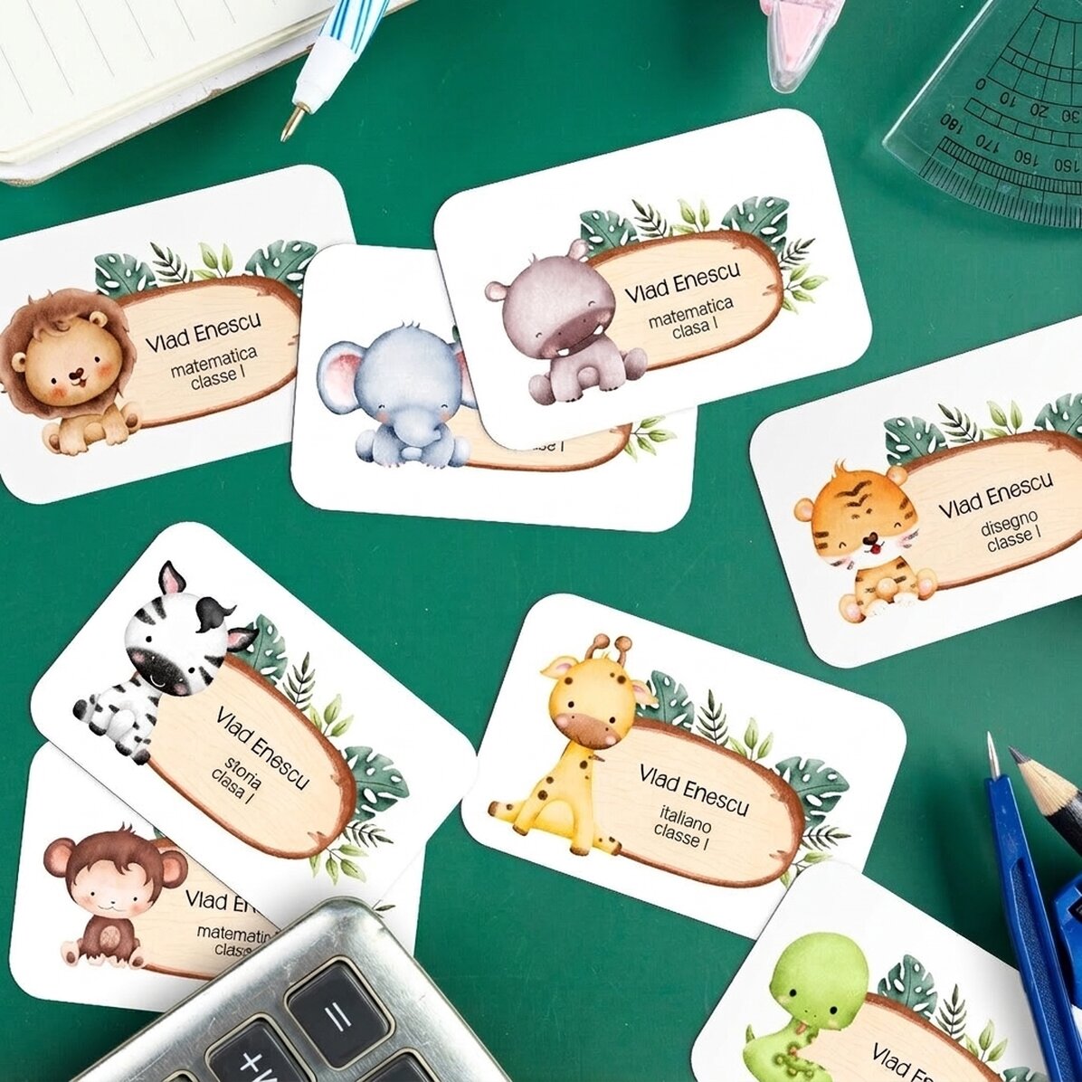 Set di 8 adesivi (etichette autoadesive) personalizzati per la scuola con testo - Animalietti