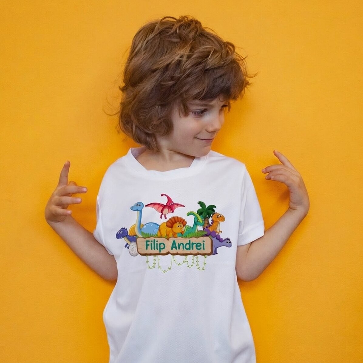 Maglietta sportiva per bambini personalizzata con nome - Dino