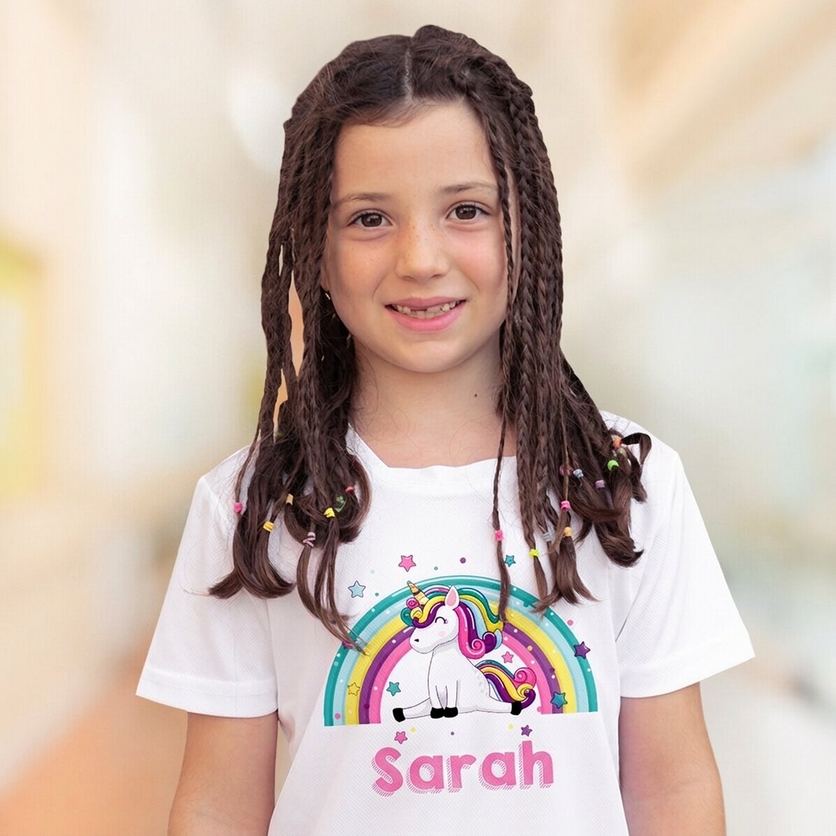 Maglietta sportiva per bambini personalizzata con nome - Unicorno e arcobaleno