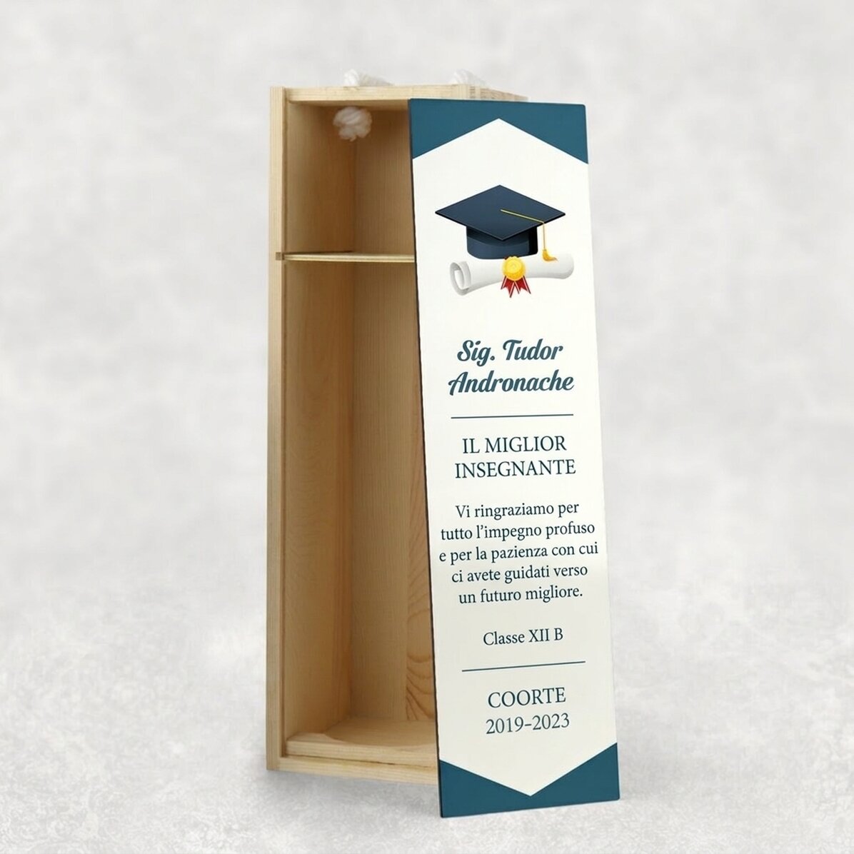 Scatola per vino personalizzata per una bottiglia, con messaggio di laurea