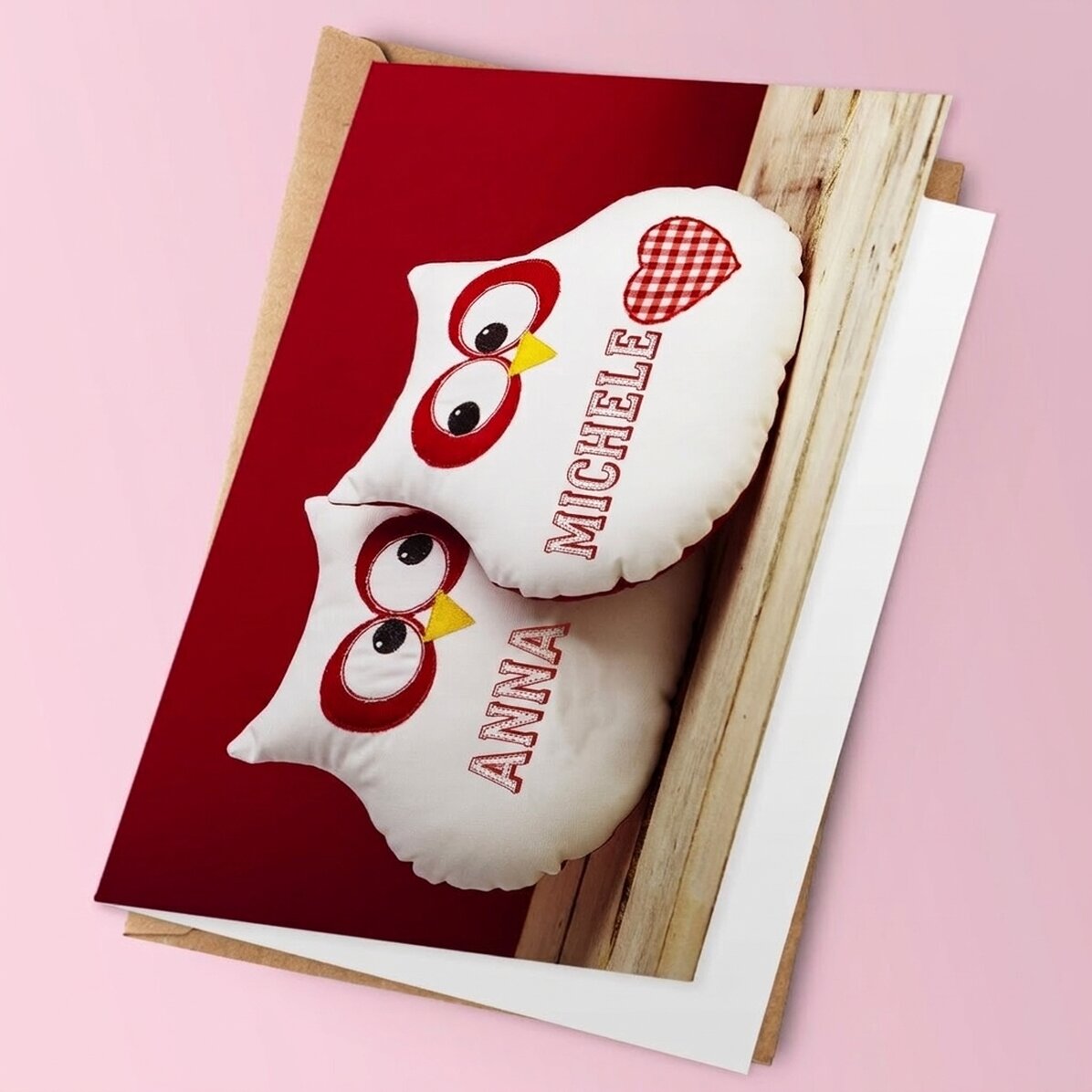Biglietto di auguri personalizzato con gufi e cuoricini