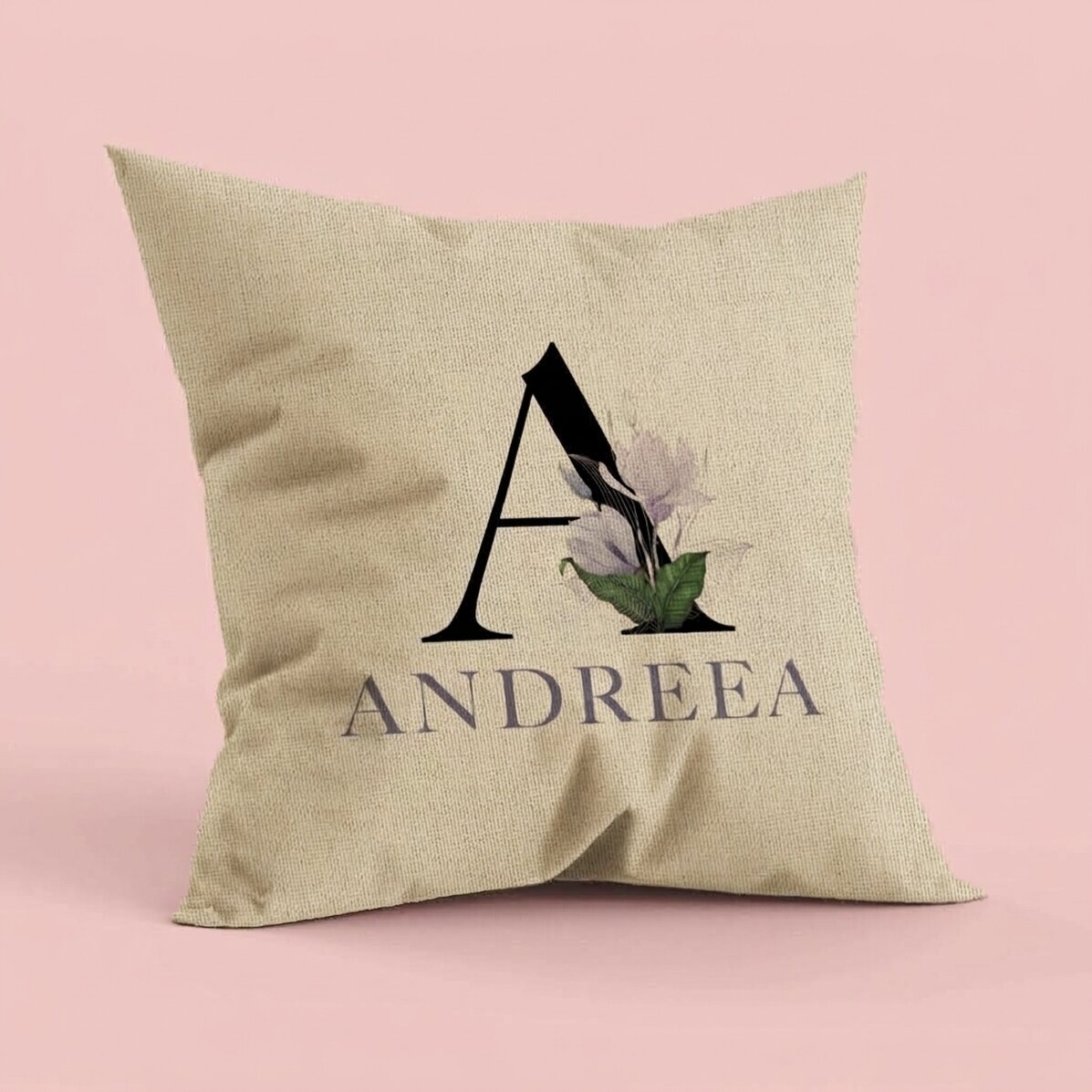 Cuscino personalizzato con iniziale e nome - In
