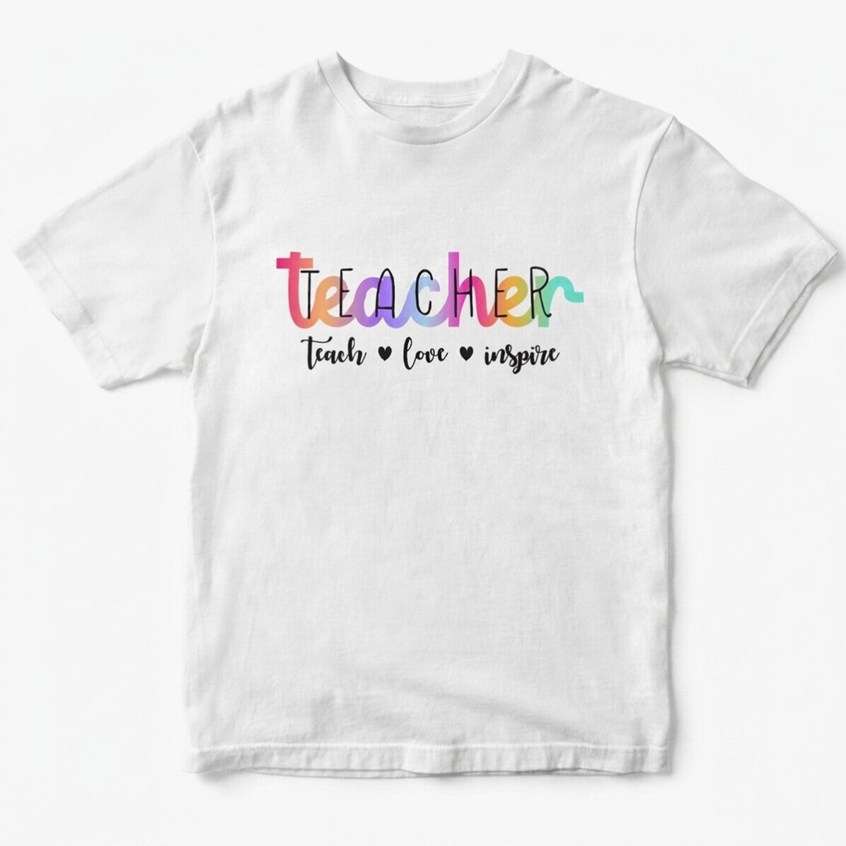Maglietta in cotone personalizzata con la scritta "Teach, love, inspire"