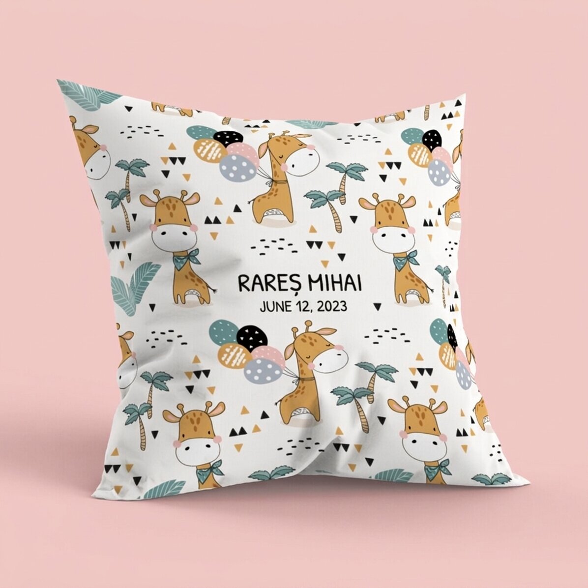 Cuscino personalizzato con nome, formato grande - Giraffa