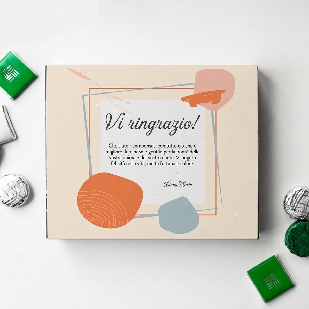 Scatola di cioccolatini personalizzata con un messaggio di ringraziamento