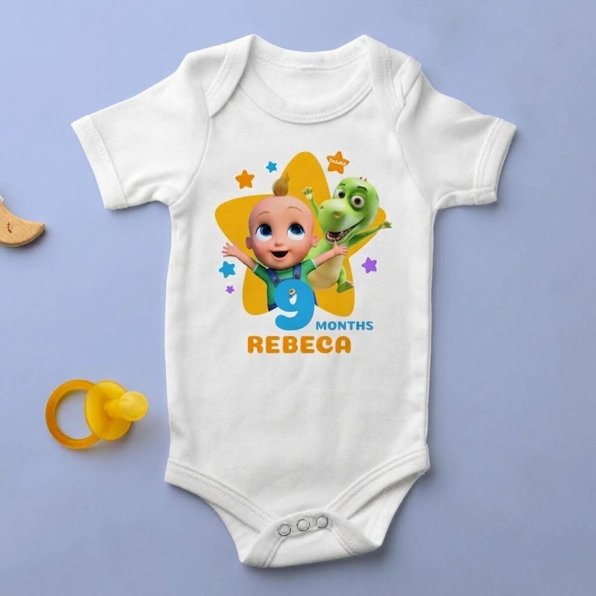 Body da bambino personalizzato con età e nome per un compleanno - TraLaLa