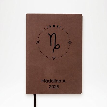 Agenda in pelle personalizzata con testo e segno zodiacale del Capricorno