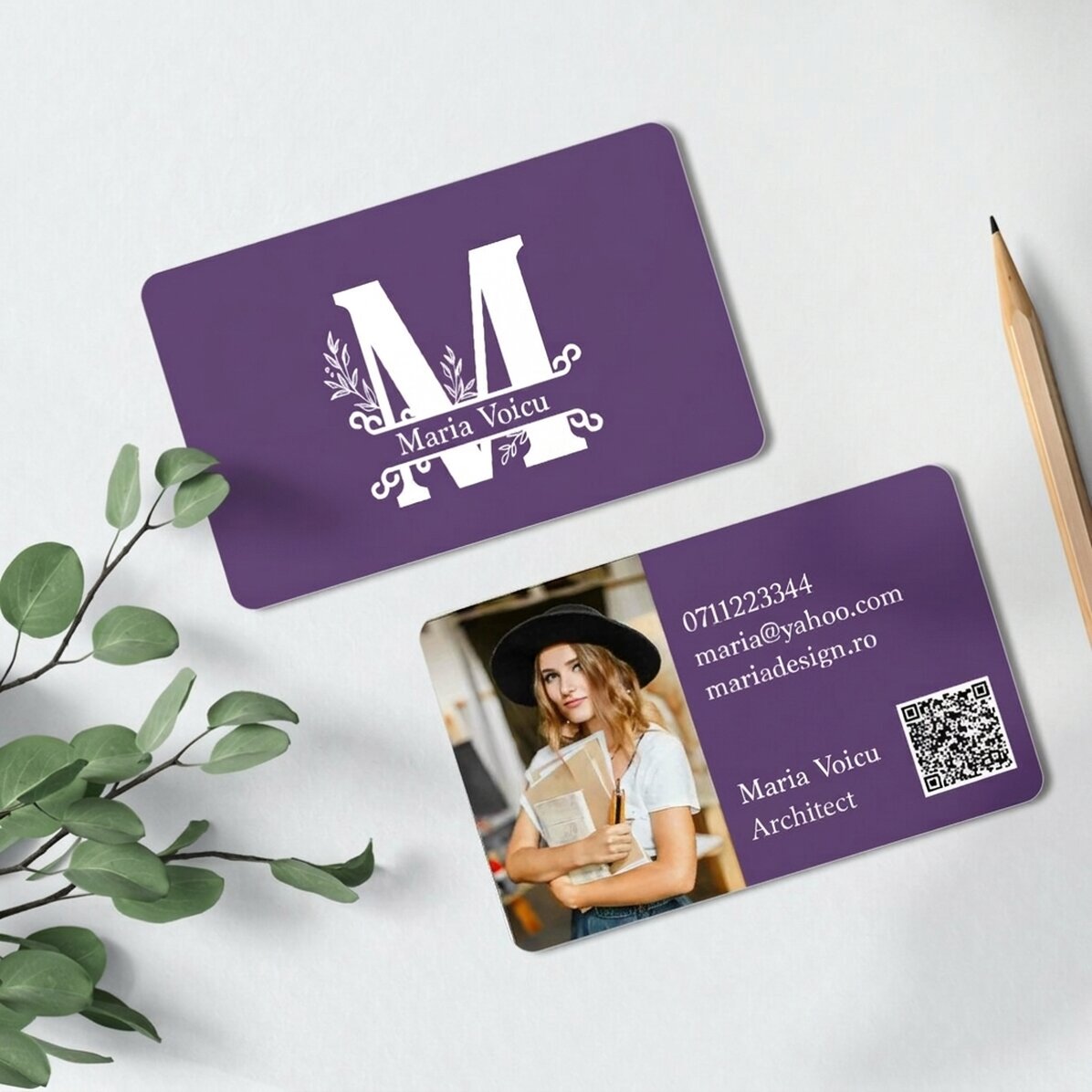 Biglietto da visita in alluminio personalizzato fronte-retro con foto, messaggio e codice QR - Monog