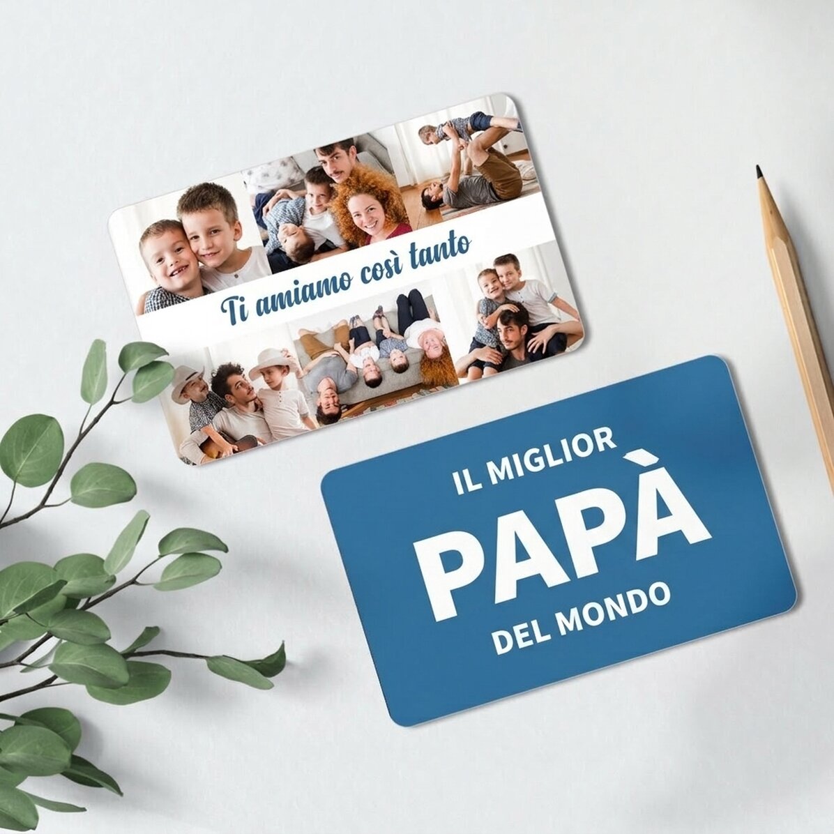 Tessera in alluminio personalizzata fronte-retro con 6 foto e un messaggio
