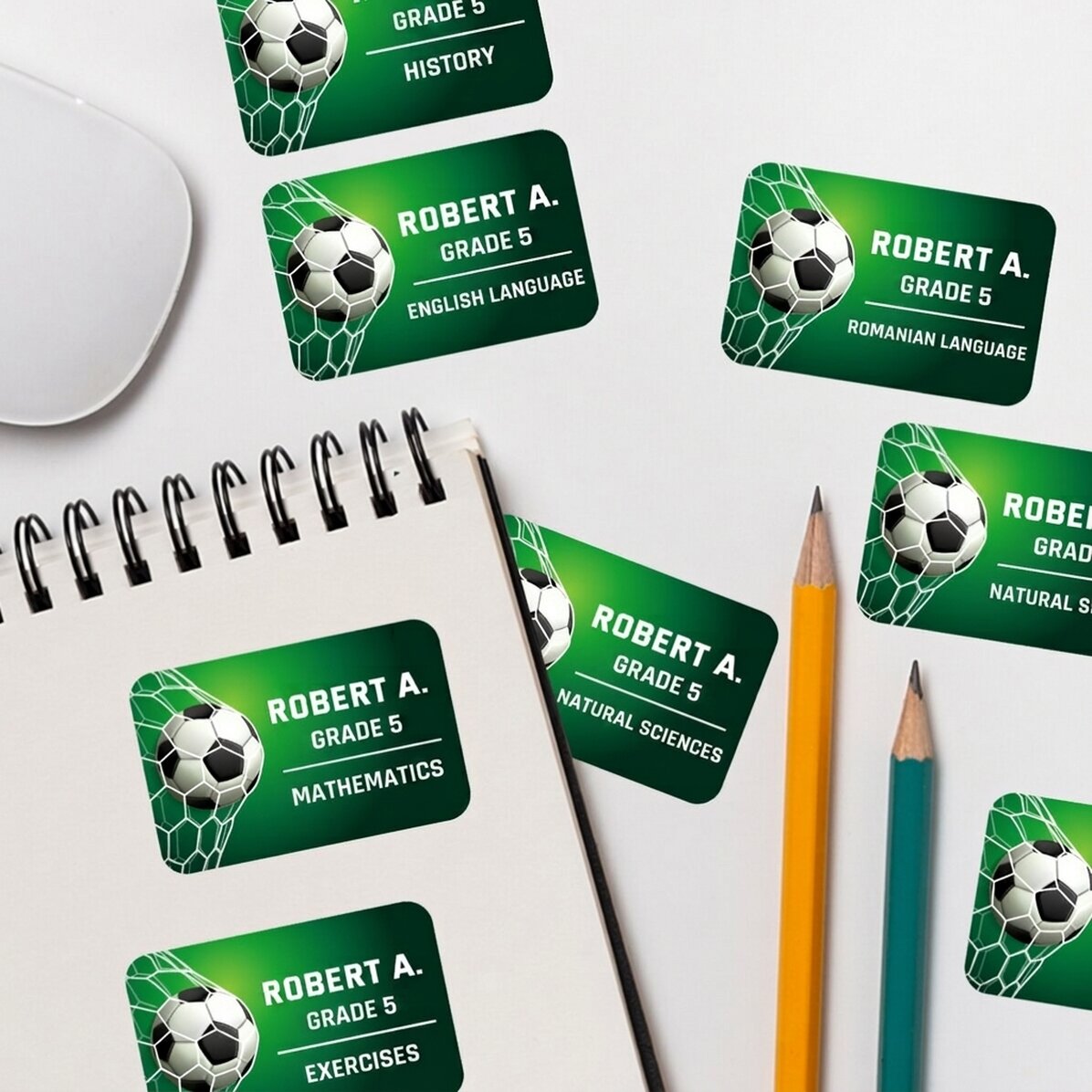 Set di 8 adesivi (etichette autoadesive) personalizzati per la scuola - Calcio