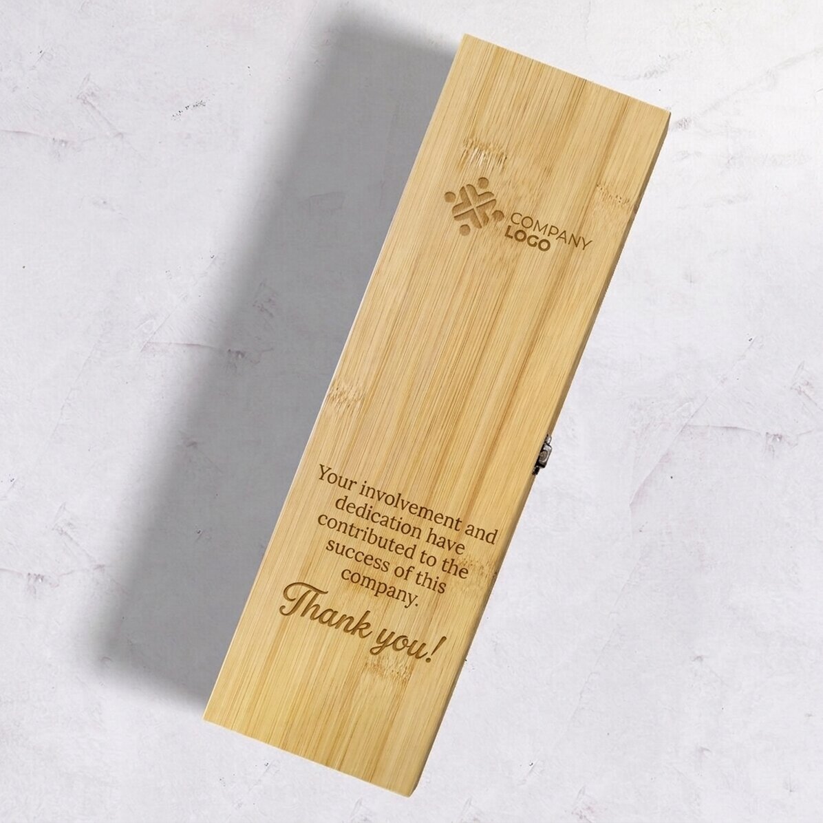 Scatola per vino in bambù con accessori, personalizzata con logo e testo