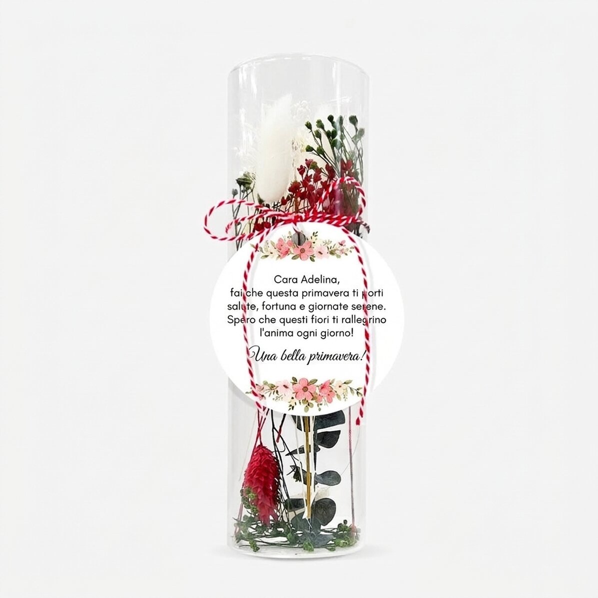 Ciondolo Martisor in vetro con fiori stabilizzati, personalizzato con un messaggio