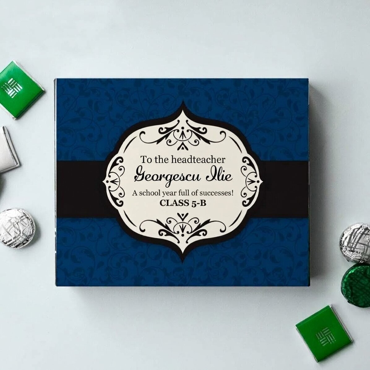 Scatola di caramelle personalizzata con un messaggio per gli insegnanti