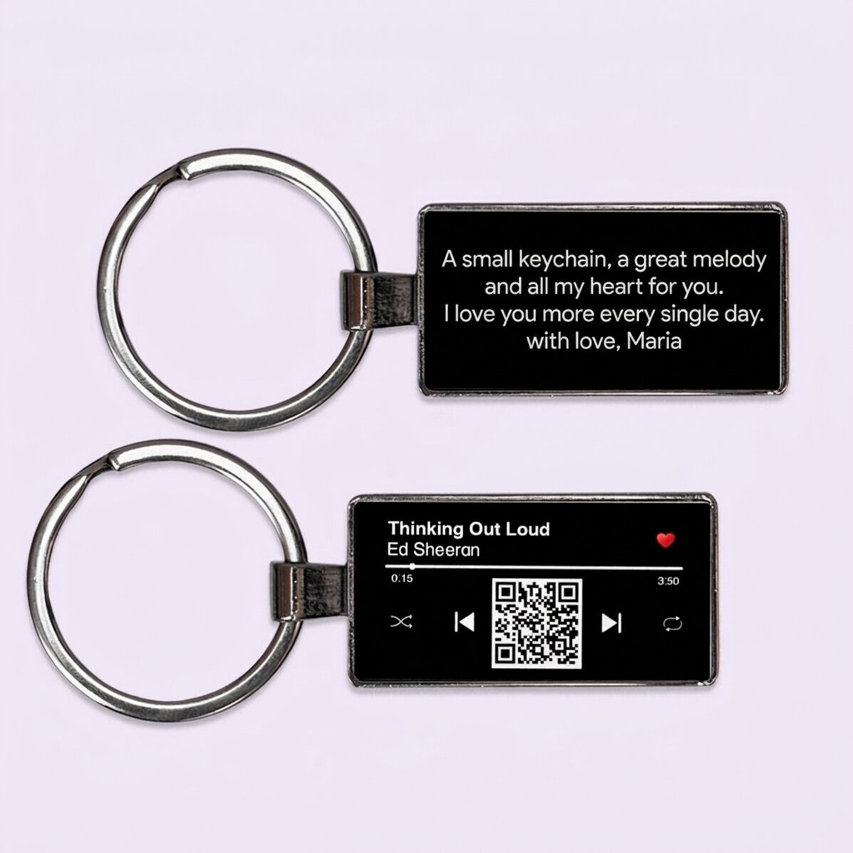 Portachiavi personalizzato con testo e codice QR - La nostra canzone