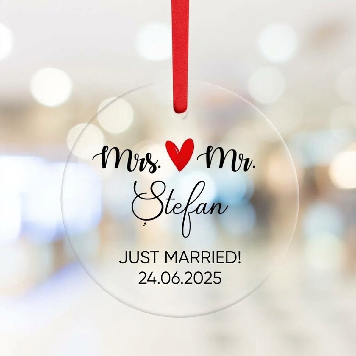 Ciondolo rotondo personalizzato con scritta - Mr & Mrs