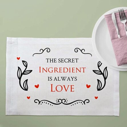 Personalised plate holder with text - Love