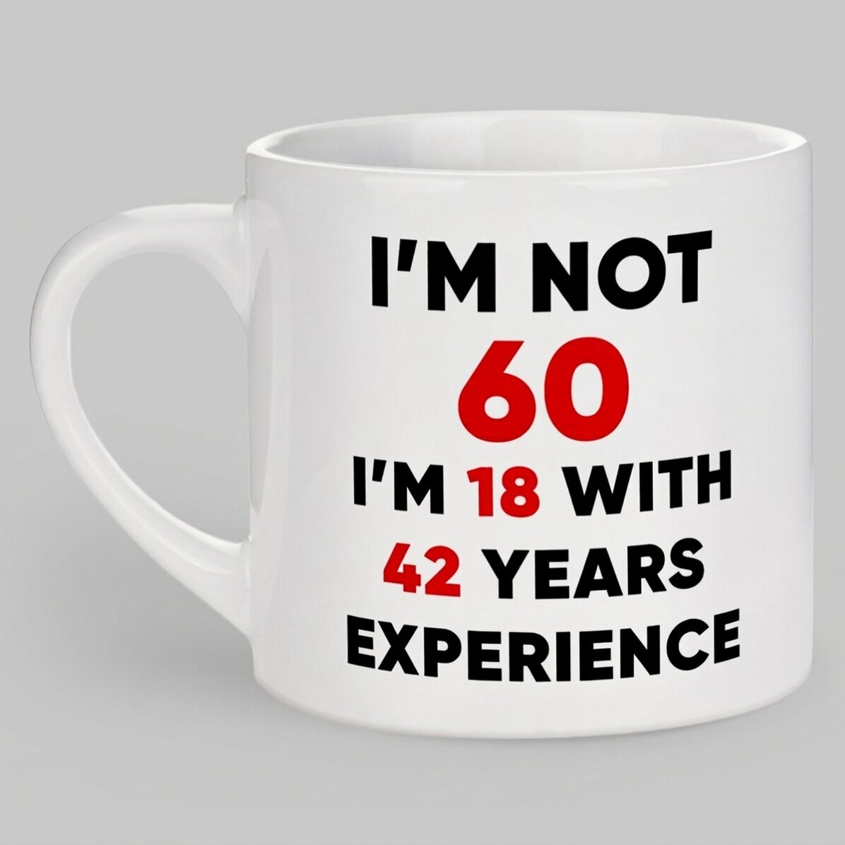 Tazza da caffè personalizzata con la scritta "Happy Birthday!"