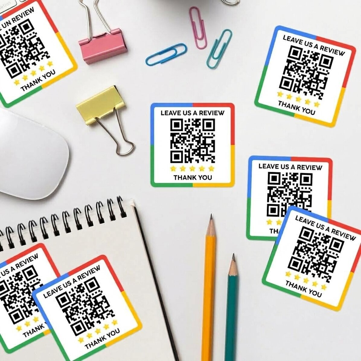Set di 12 adesivi (etichette autoadesive) personalizzati con testo e codice QR - Lascia una recensio