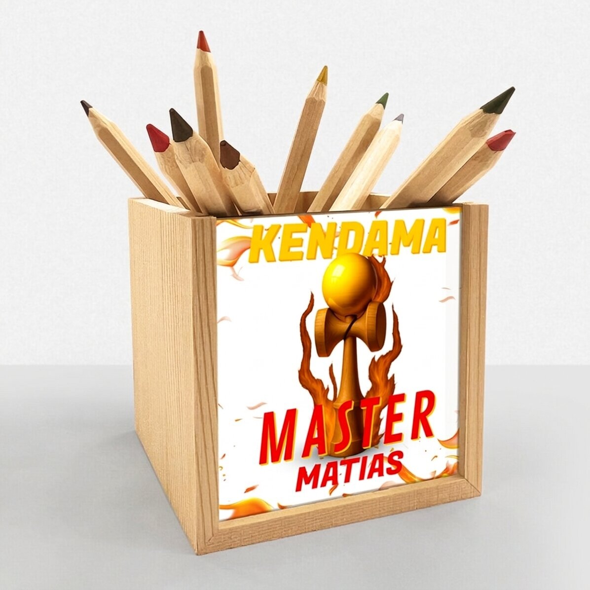 Portamatite personalizzato con scritta - Kendama Master