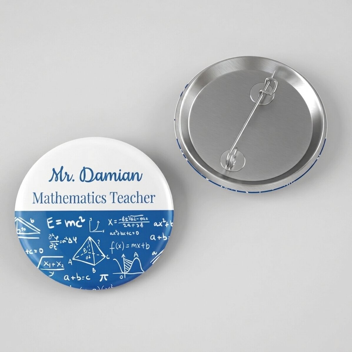 Spilla personalizzata con scritta - Insegnante di matematica