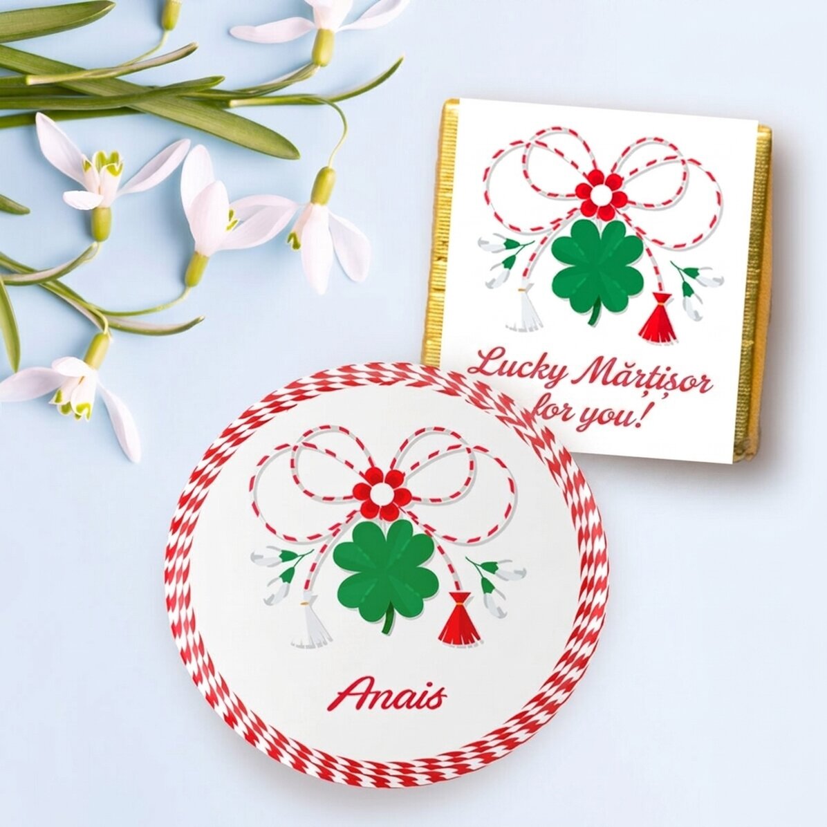 Set regalo Martisor con mini cioccolatino e spilla personalizzata con nome - Noroc