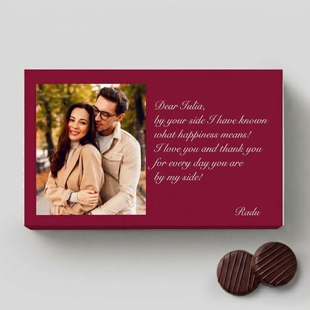 Scatola di cioccolatini alla crema personalizzata con una foto e un messaggio