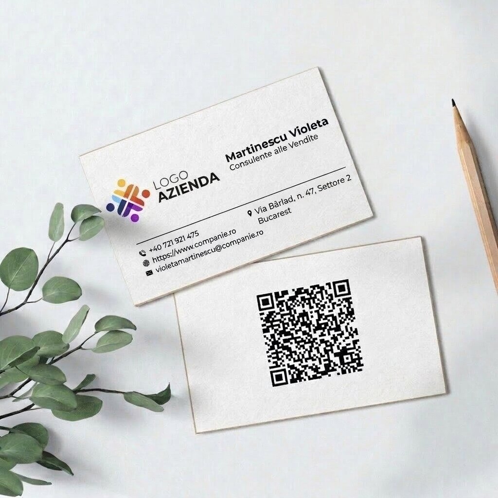 Biglietti da visita su carta personalizzati fronte-retro con codice QR e dati di contatto