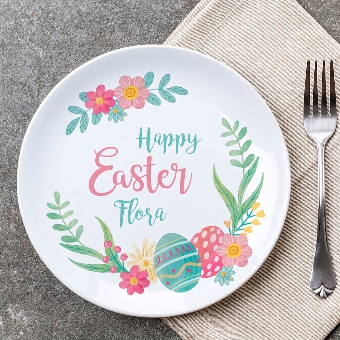 Piatto personalizzato con la scritta "Happy Easter!"