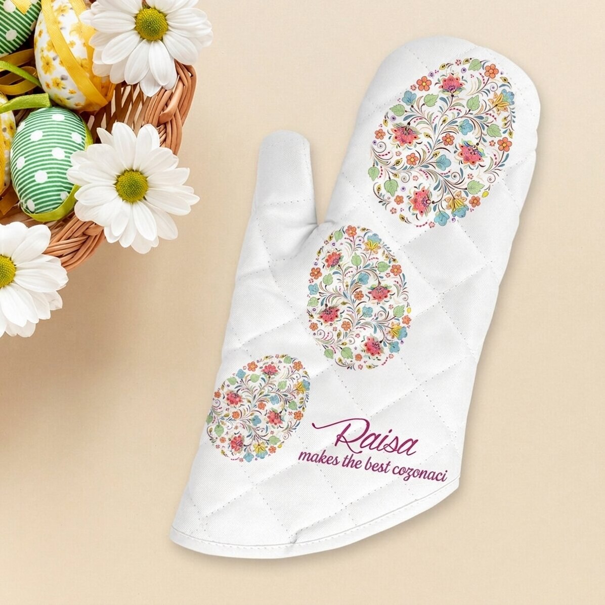 Guanto da cucina personalizzato con la scritta "Happy Easter"