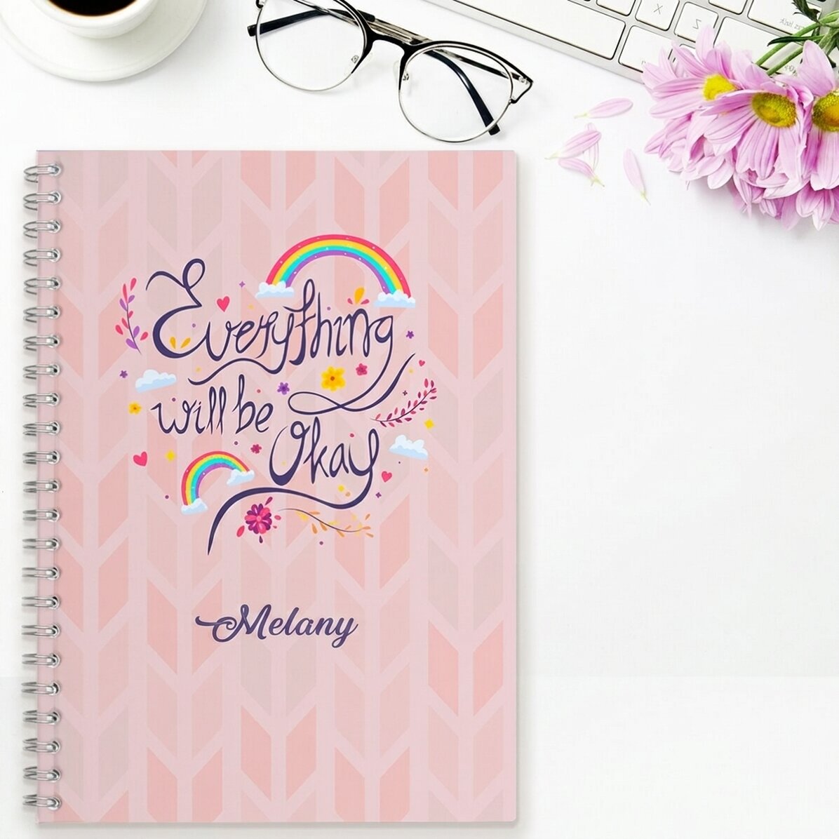 Quaderno personalizzato con la scritta "Everything will be okay"