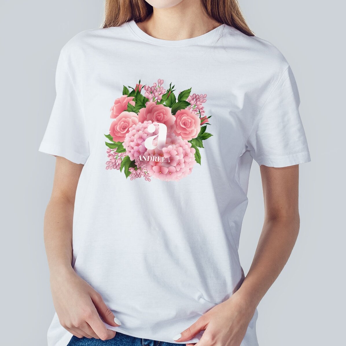 Maglietta in cotone personalizzata con iniziale e nome - Fiori di primavera