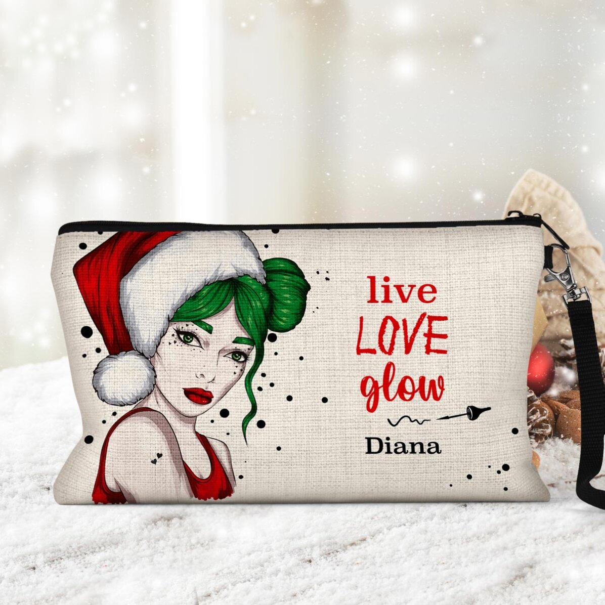 Kit trucco personalizzato con la scritta “Live Love Glow”