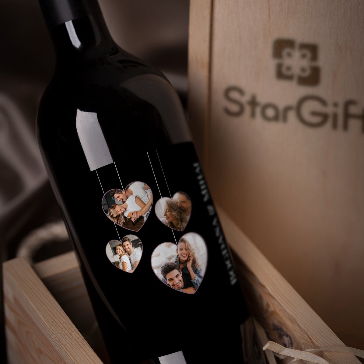 Vino personalizzato con 4 foto a forma di cuore per coppie